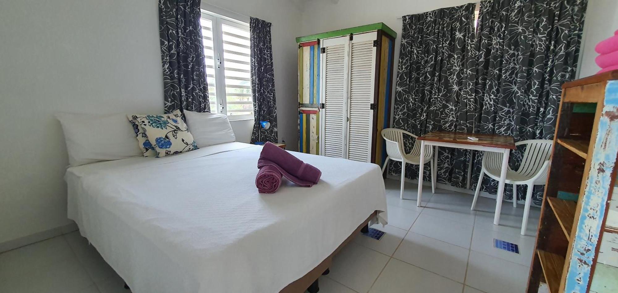 Marazul Dive Resort. 3 Bedroom Seafront House. Dive, Snorkel, Enjoy Amazing Sunsets Westpunt Dış mekan fotoğraf
